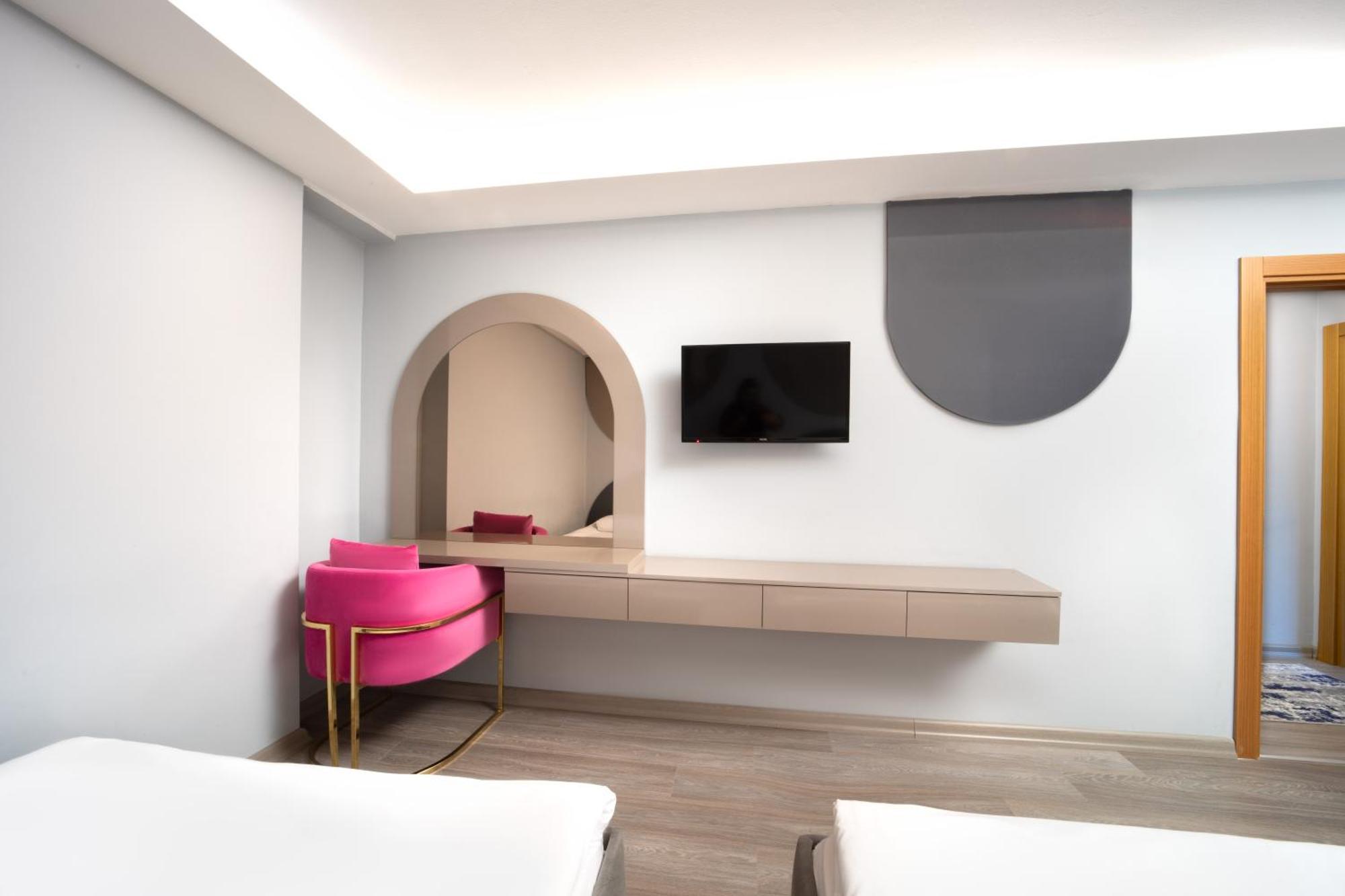 Family Time Suites Hotel Istanbul Exterior photo